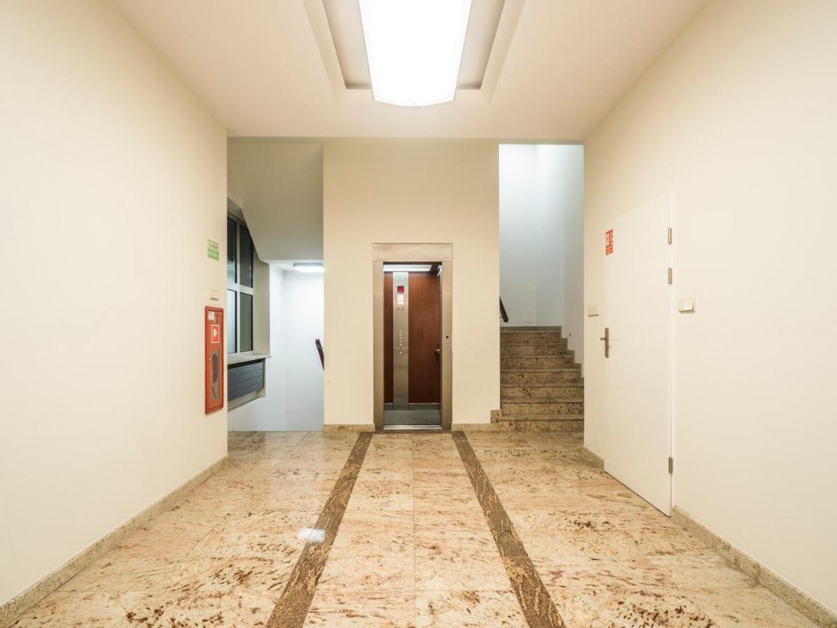 Golden Market Square - 3Rooms, 90M2 Of Comfort & Quiet - As Home Apartamenty R502 Wrocław Buitenkant foto